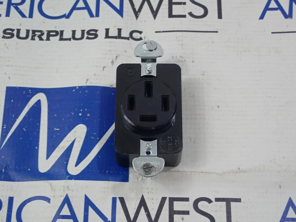 Arrow Hart 7250 Single Receptacle 20A 120/208V 4P 4W Black - Image 2 of 4