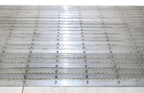 Bar Serrated Grating Decking : 32” W x 24” L x 1.25” H Aluminum 8821 - Picture 11 of 12