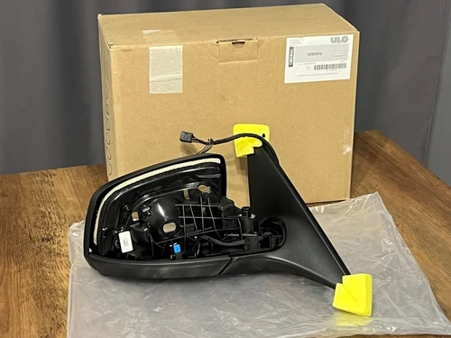 Mercedes C class W204 GENUINE Right Mirror Body Frame LHD 07-09 Year A2048100276