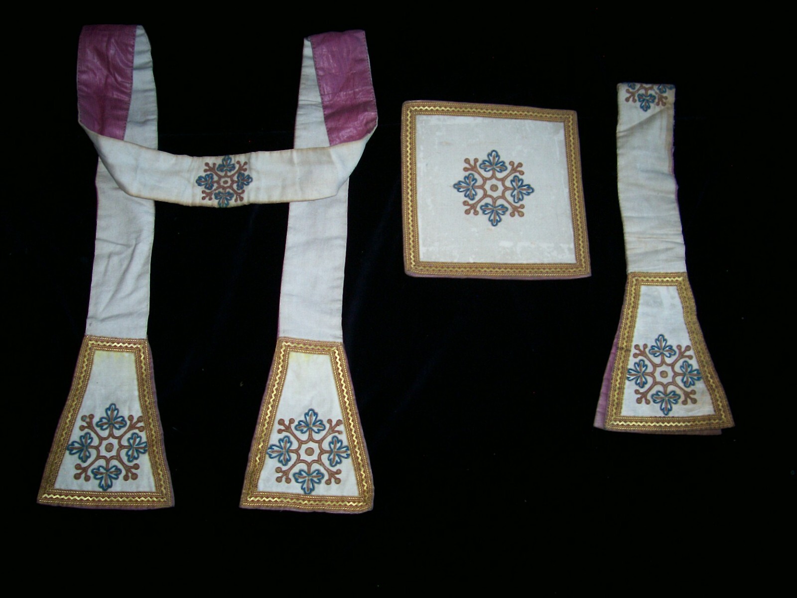 Vintage MANIPLE, BURSA and STOLE Liturgical equipment. eBay