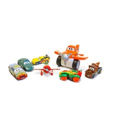 Disney Pixar Cars and Disney Pixar Planes Mixed Figure Lot  5 Cars 2 Planes