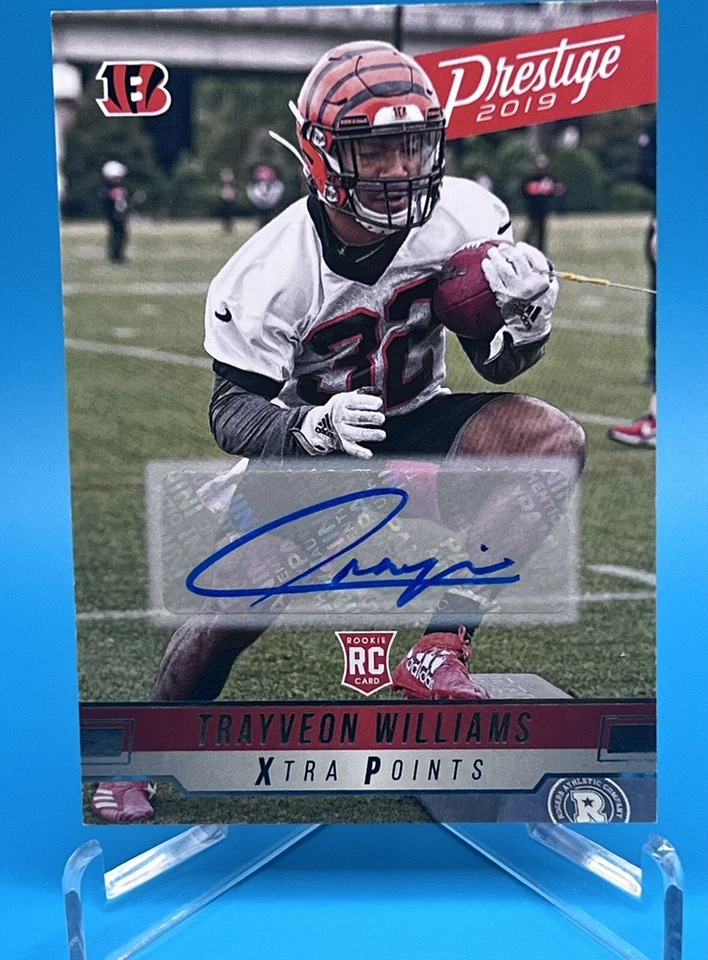 Trayveon Williams 2019 Panini Prestige Xtra Points Signatures Rookie Auto #261 - Image 2 of 3