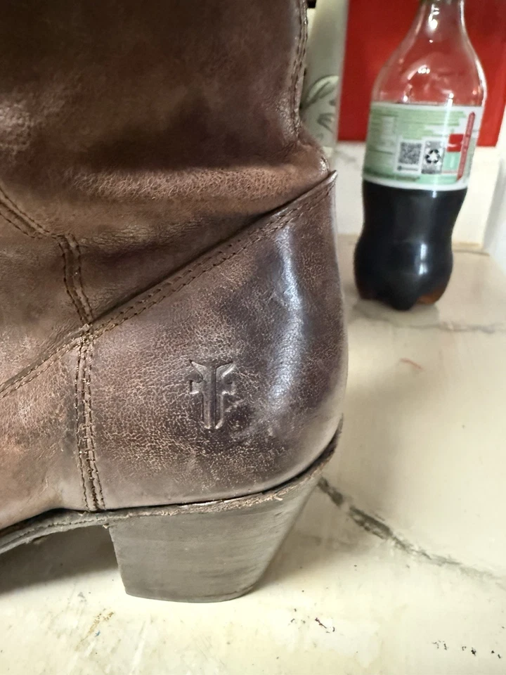 Frye Jackie Button Brown Leather Knee High Riding Boots Size 7.5 B - Image 3 of 4