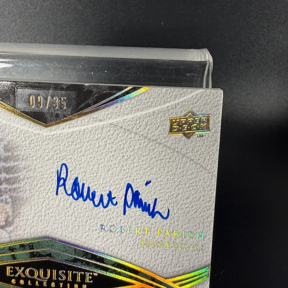 Robert Parish 2008-09 UD Exquisite Collection Auto Autographs /35 - Image 3 of 4