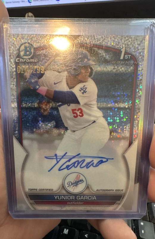 2023 Bowman Chrome - Prospect Autographs Yunior Garcia #CPA-YG Speckle Refr /299