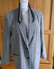 Alfred Dunner Jacket/ Blazer, Size 16, Black  White Plaid, Excellent Condition