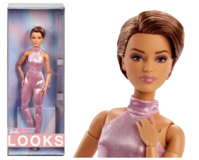 BARBIE Signature Looks Doll #22 HRM14 Mattel