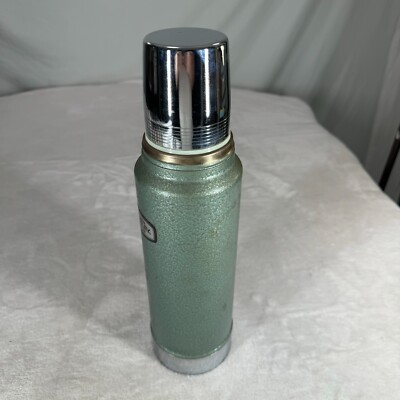 Aladdin's Stanley Green Thermos A-944C 1 quart 100 Cup Vintage