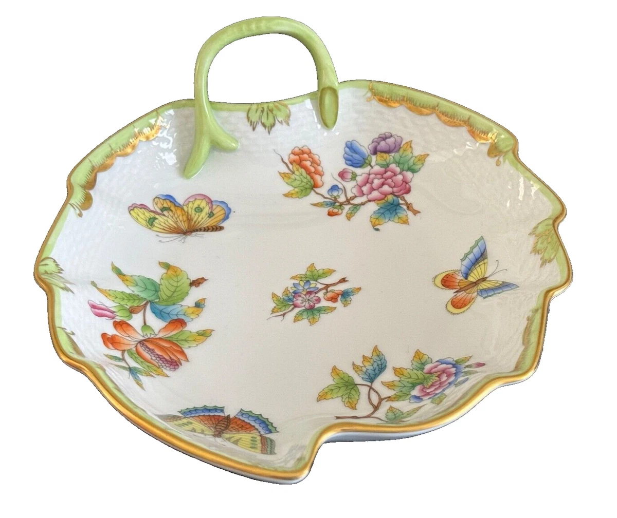 Herend Hand Painted Queen Victoria Porcelain Leaf Candy Dish 204