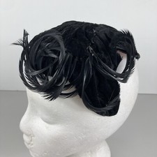 Ladies Solid Black Crushed Velvet Skull Cap Hat Feathers Vintage 1920s Flapper