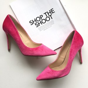 hot pink pump heels