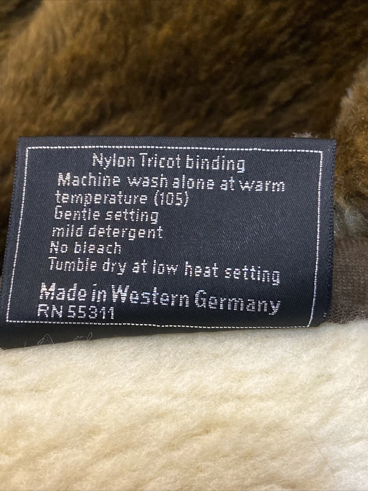 VTG Dolan Rap About Blanket Kittens Brown & Tan Made in Western Germany 74”x 53” - Image 4 of 4