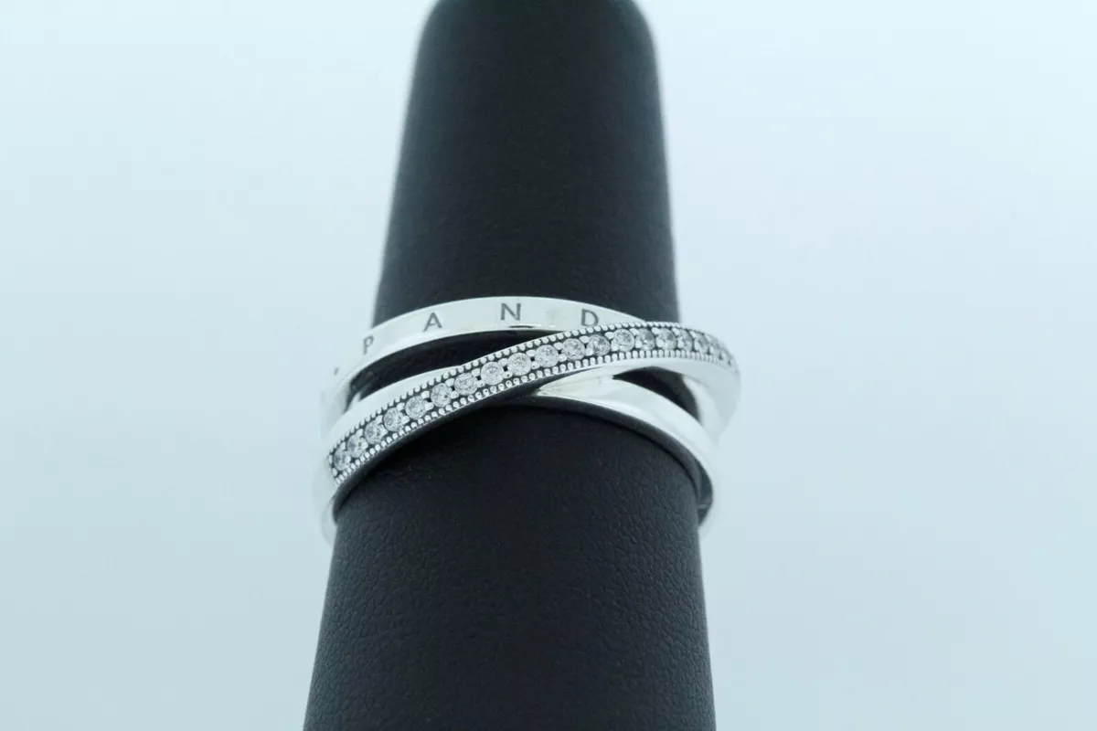 Crossover Pavé Triple Band Ring