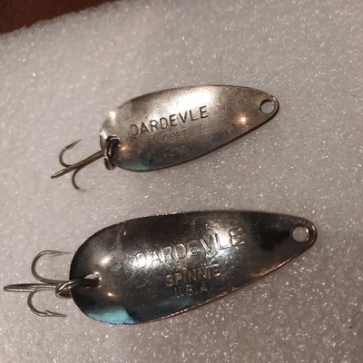 dardevle lure fishing tips vintage fishing lures Eppinger Dardevle spoons pair