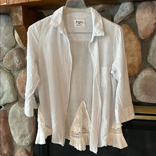 Anthro  Holding Horses Button Up 3/4 Sleeve Lace Trim Hem Shirt, Size 4