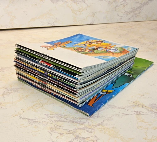 Lot of 30 NES Manuals Original VTG Instruction Booklets for Nintendo Games