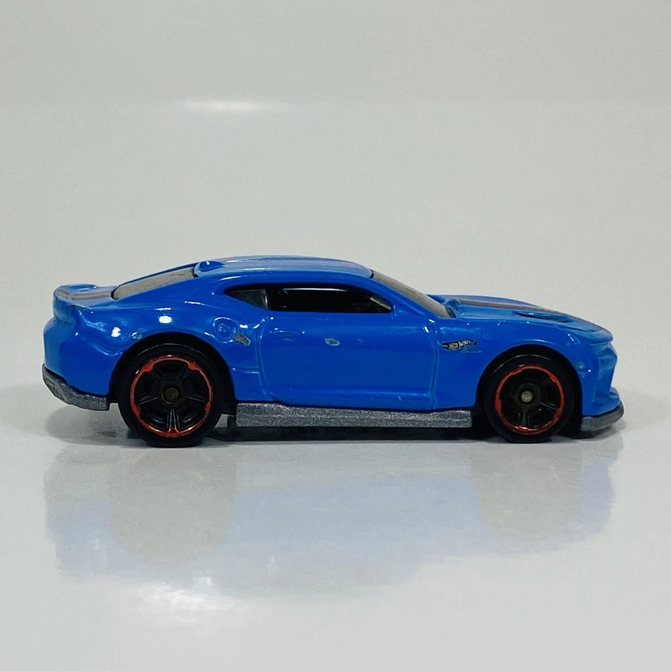 Hot Wheels 18 Camaro SS Blue 2018 Muscle Mania 8/10 Loose 265/365 Combined Post - Image 4 of 4