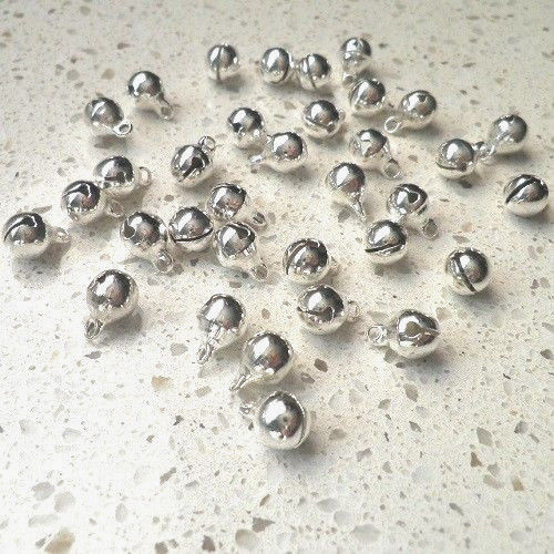 Lot De 40 Grelots Argentés 9x6mm - Sans Nickel - Pour Déco Noël, Carnaval, Fêtes