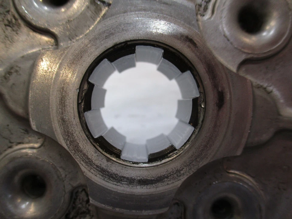 Cesta embrague, centro 1975 Honda XL350 K1A Foto 4 de 4