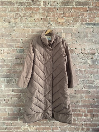 Vintage Bill Blass Women’s Down Coat, Sz 10 Brown… - image 1