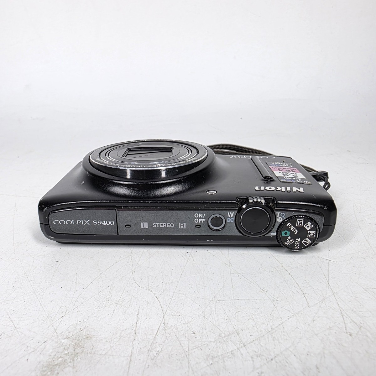 Nikon COOLPIX S9400 18.1MP Digital Camera Black READ DESC. For