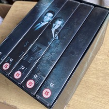 The X Files VHS videos complete Season 3 Box Set - 5 x tapes