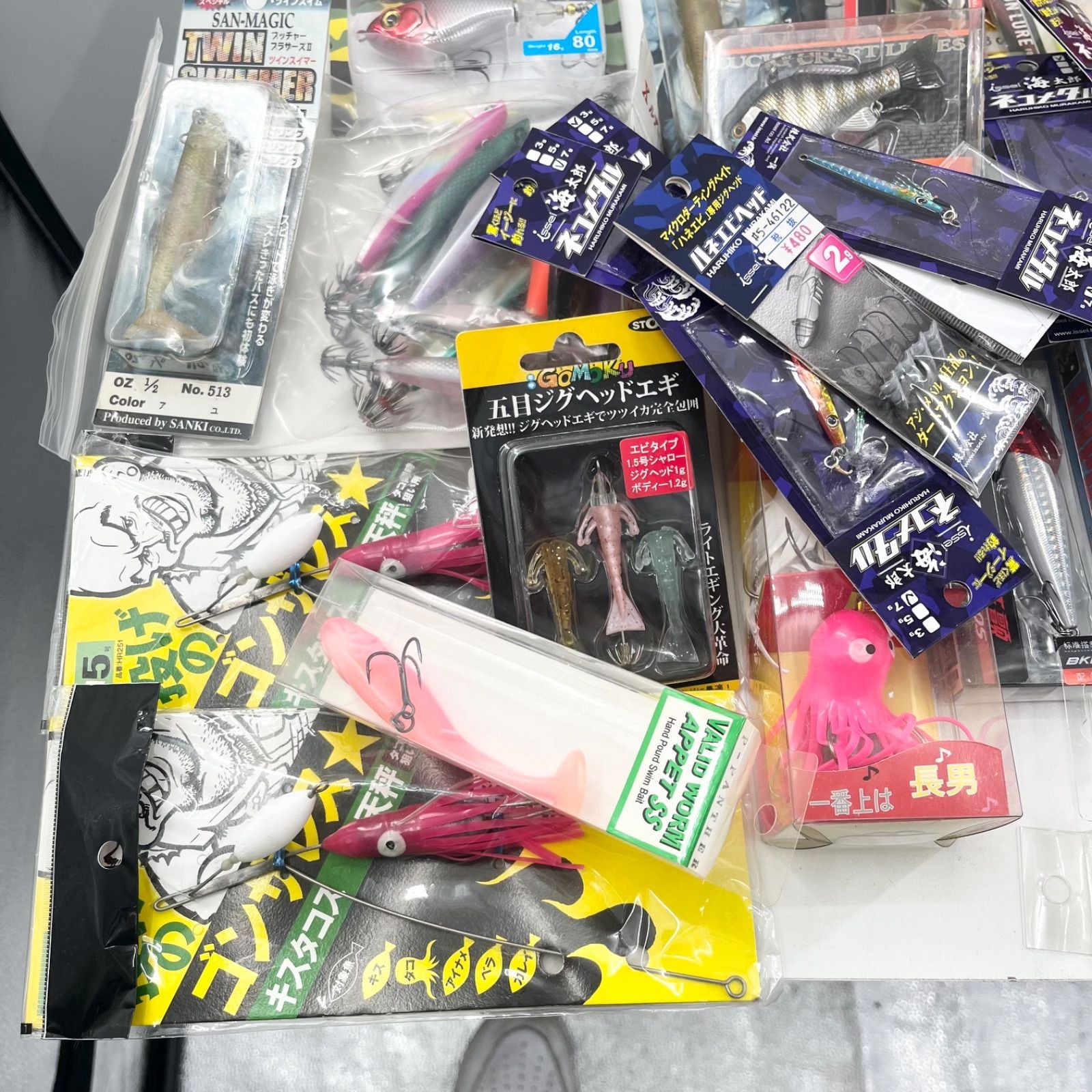 No noticeable scratches or stains Fishing lures, bulk , minnow, metal jig, - Image 4