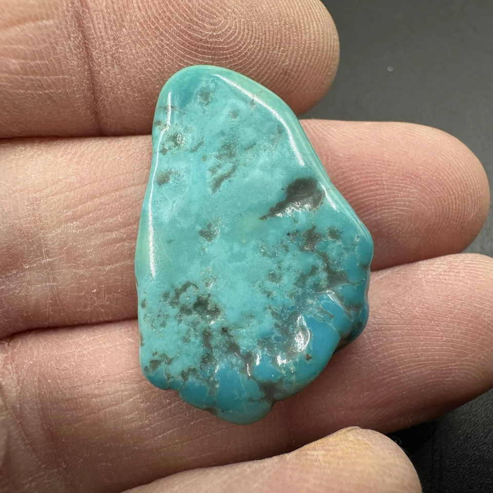 Authentic turquoise nugget for spiritual healing and gemstones - Image 2 of 2