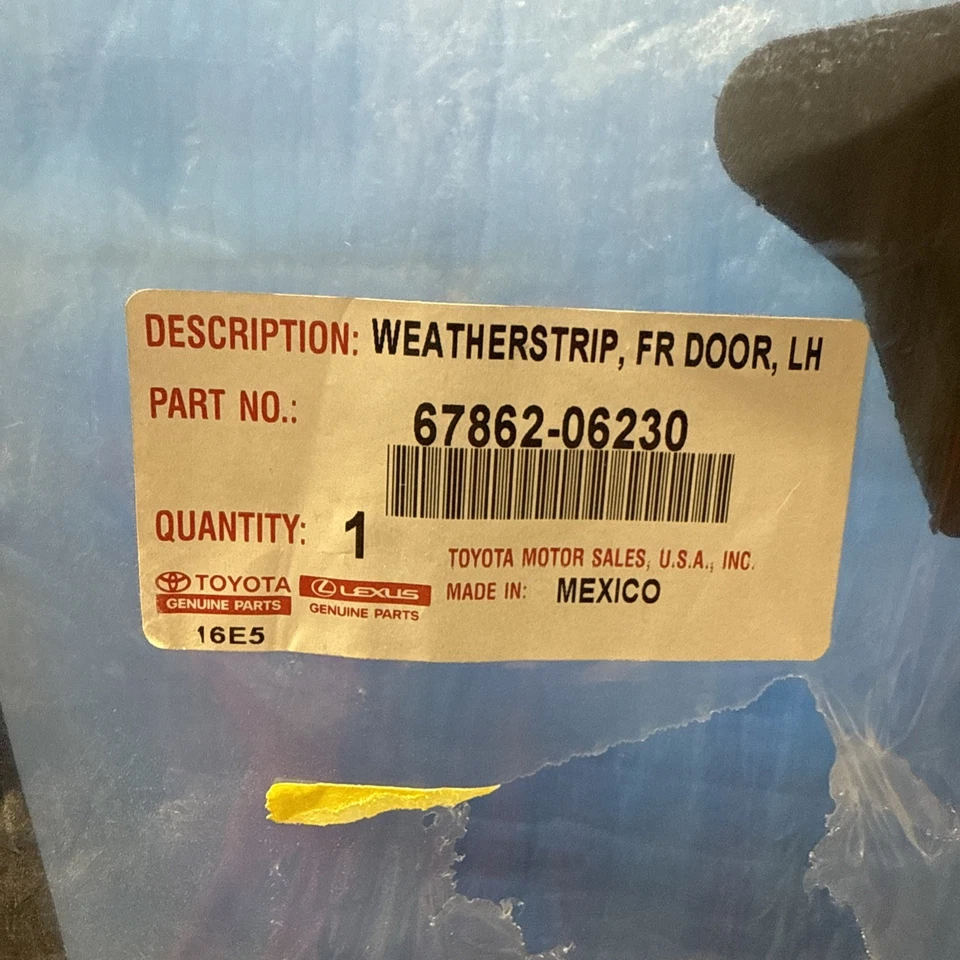 Lexus ES250-350 2019-23 tira de trigo envolvente puerta FR izquierda OEM nuevo sellado Foto 2 de 4