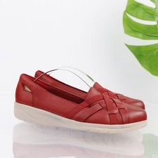 Clarks Womens Cheyn Creek Loafer Size 8 M Red Leather Slip On Flat Shoe Cutouts