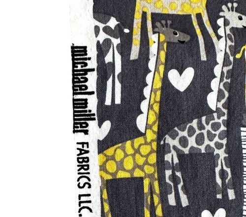 Giraffa Love Tessuto Giungla Grigio Giallo Animali Cuori Bambini Novità 1+Yd x 39"W - Foto 7 di 11