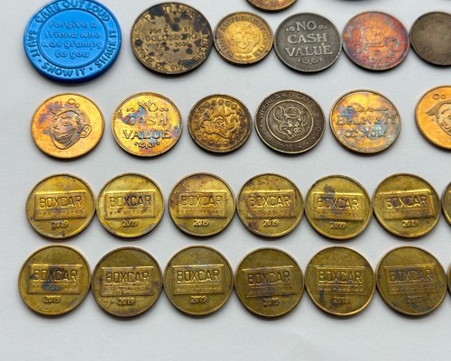 Lot of 40 Assorted Coins and Tokens - Picture 6 of 10