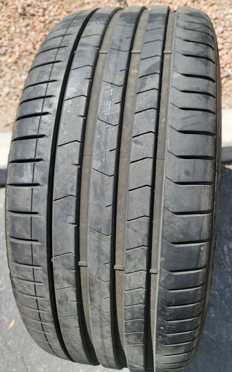 Pirelli P Zero (PZ4) 255/35R21 98W XL (T0) High Performance Tire