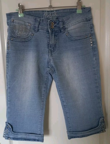MAIA Pale Blue Jeans Bermuda Shorts Turn Studs Sequin Up Light Wash Denim Size 8