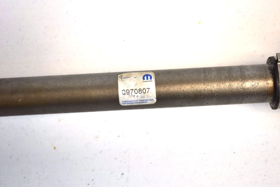 Eje delantero izquierdo medio eje Mopar CV fabricante de equipos originales para Dodge Intrepid/Concorde 1993-1996 Foto 4 de 4