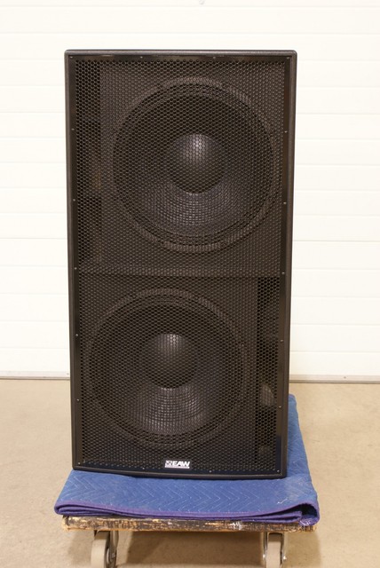 single 18 inch subwoofer box