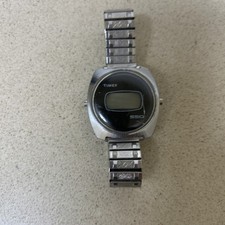 Vintage Timex SSQ ( Solid State Quartz) mid 1970's UNTESTED