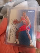 Fantastic Autographics! Complete Guide to One of the Best Inserts Ever 40