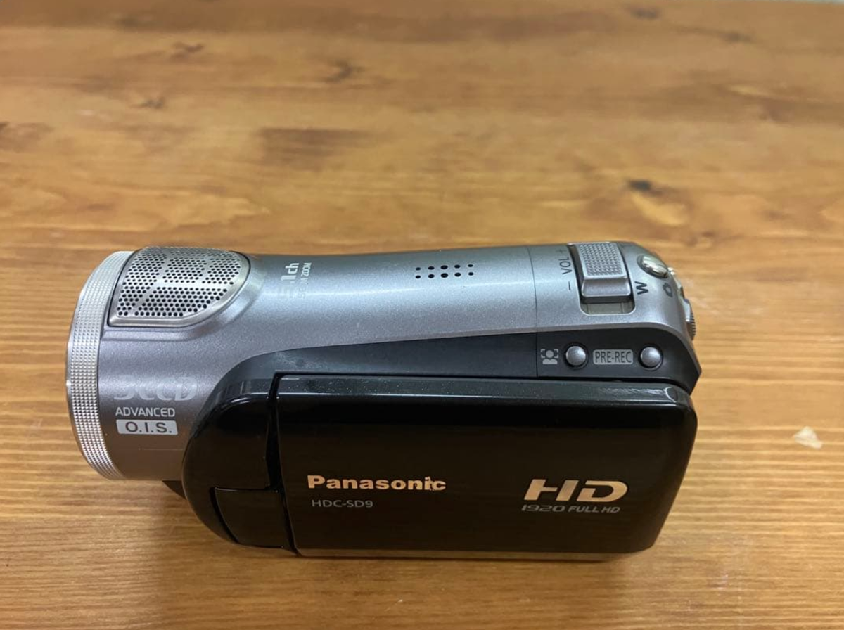 Panasonic HDC-SD9 Full HD Camcorder 3CCD LEICA Lens Working From