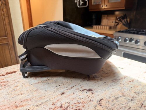 OEM Expanding tank bag with frame mount BMW R1200RT 2005-2013 R1 