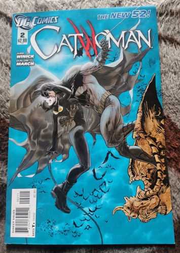 CATWOMAN # 2 NM 2011 THE NEW 52 ! BATMAN ! GUILLEM MARCH COVER !