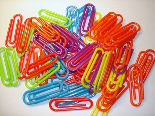 Jumbo Paper Clips Lot Of 144 Carnivals, Parties Toy, Favor.( Bookmarks ) - Picture 2 of 2