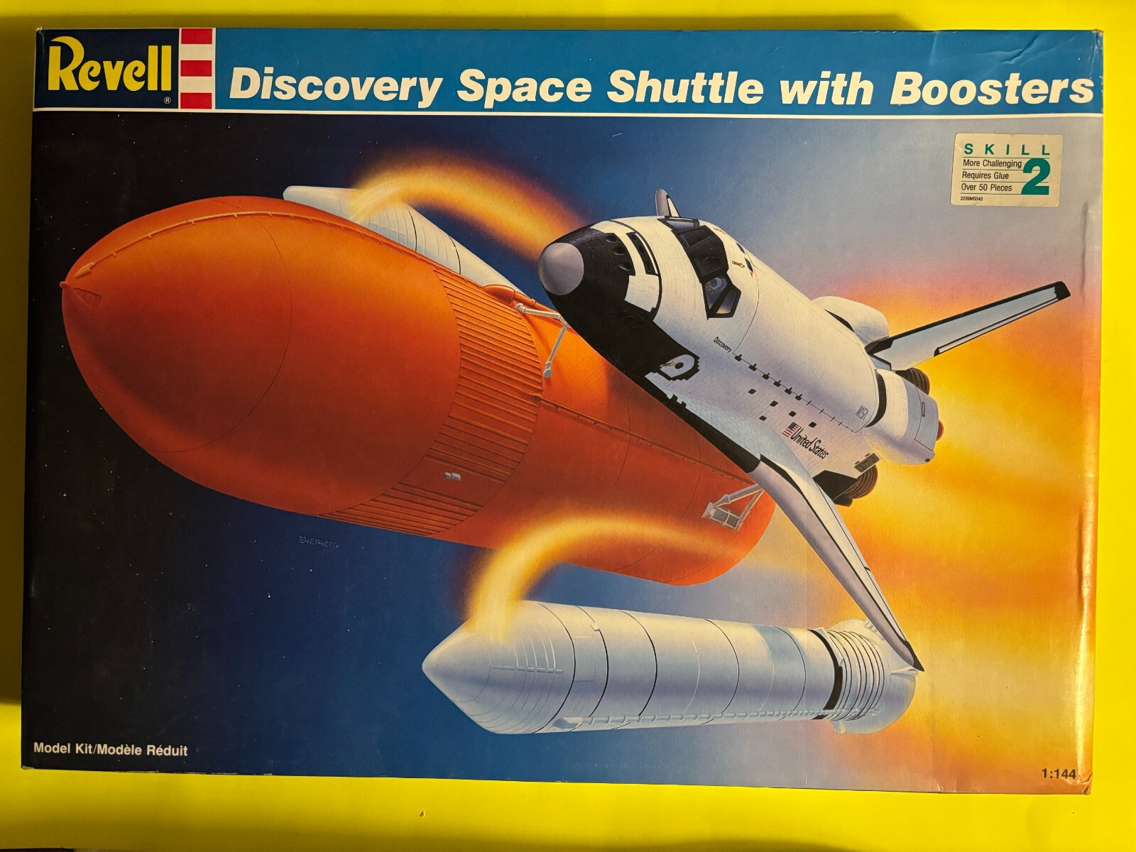 DISCOVERY SPACE SHUTTLE WITH BOOSTERS MODEL KIT REVELL 1/144 NEW LOOK!!