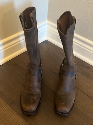 Frye Women's Harness 12R Boot size 8.5