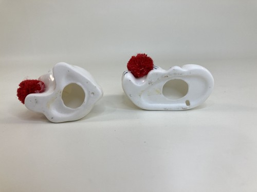 2 Vintage Porcelain White Cat Kitten Red Fuzz Ball Bone China Figurines; Set 1 - Picture 4 of 10