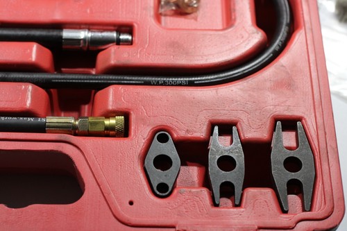 Sealey VSE3156 Diesel & Petrol Compression, Leakage & TDC Kit USED - Picture 6 of 11