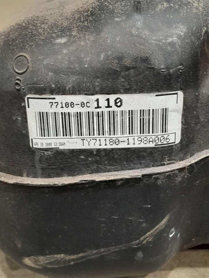 Conjunto de tanque de combustível Toyota Sequoia 2008 - 2022 fabricante de equipamento original 770010C070 - Imagem 4 de 4