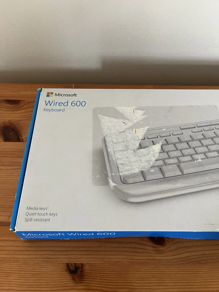 Microsoft Wired USB Keyboard 600 UK QWERTY Layout Spill Resistant White - Image 2 of 4