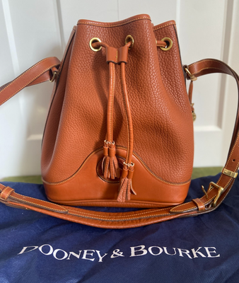 DOONEY & BOURKE VTG Drawstring Bucket Shoulder Bag -Cognac  display picture 1