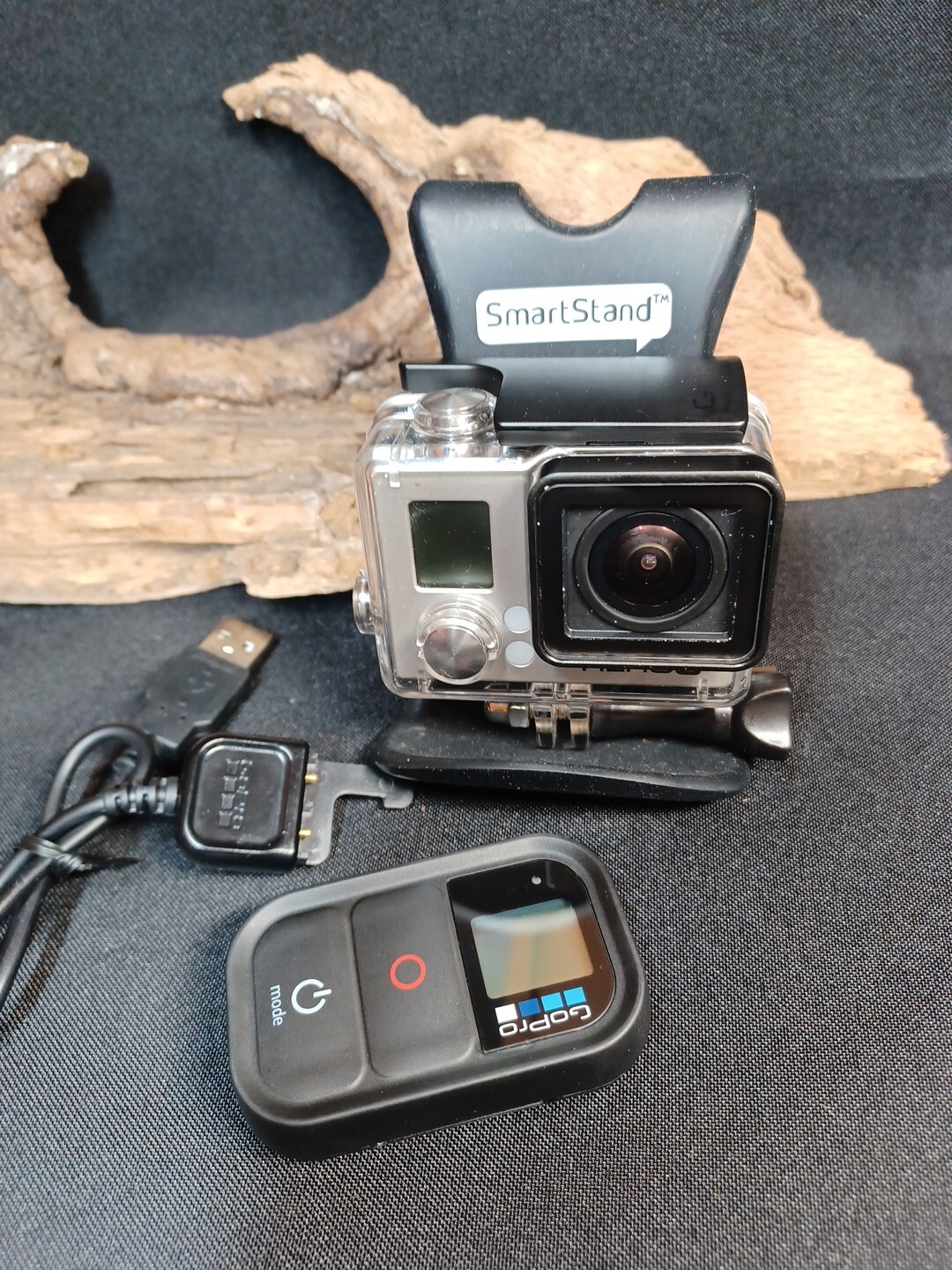 GoPro Hero 3 Plus Camera Battery,remote,case,card,cable!!! MINT!!!